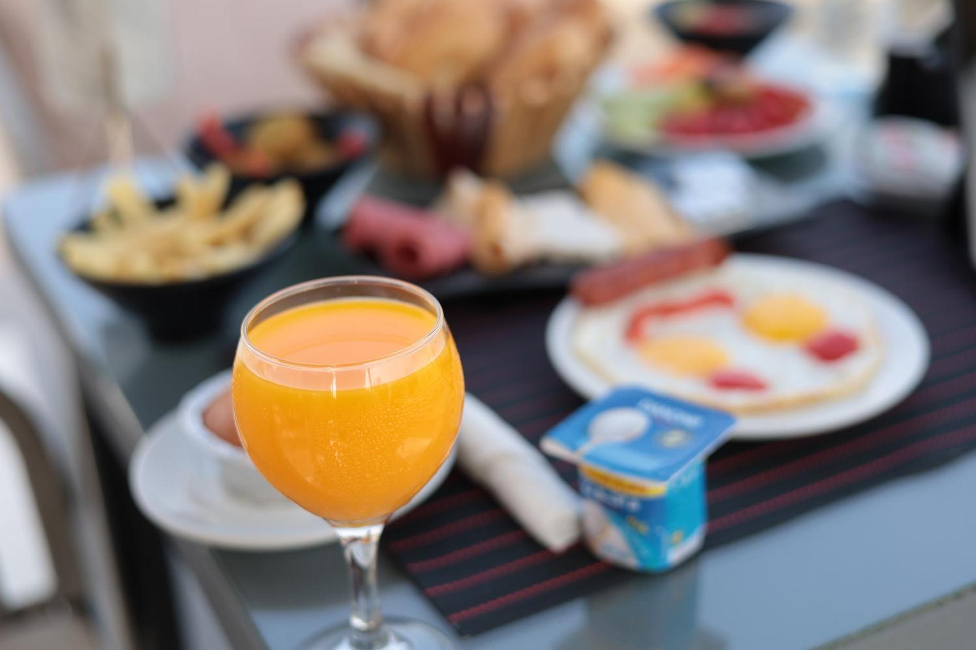 Golden Palm Sunrise Inn Kafrat al Jabal Exterior photo