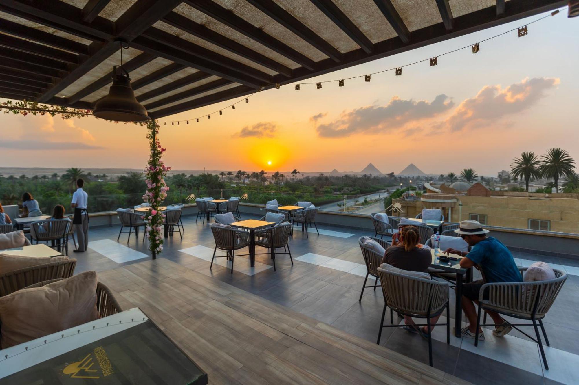 Golden Palm Sunrise Inn Kafrat al Jabal Exterior photo