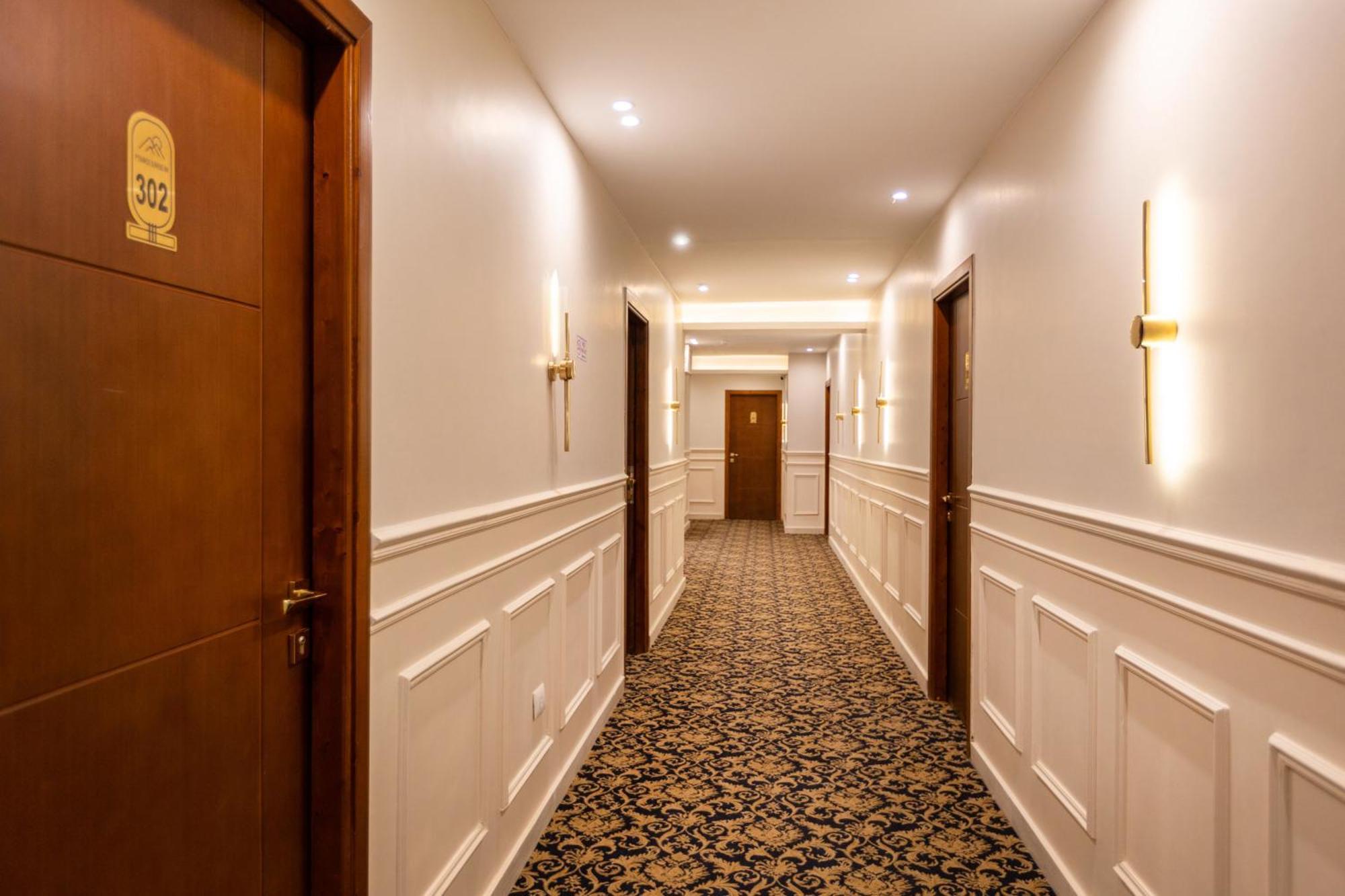 Golden Palm Sunrise Inn Kafrat al Jabal Exterior photo